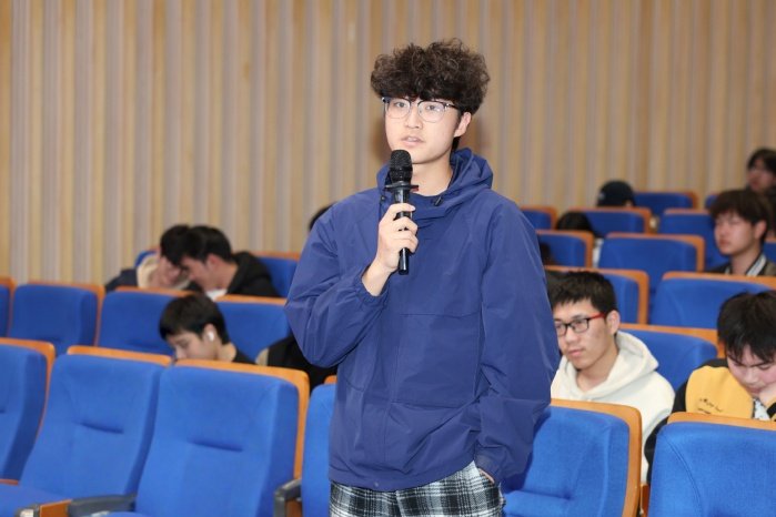 wm娱乐公司最新版下载特聘教授陈松